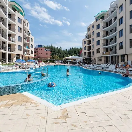 ❤2bedroom Aprtmnt W Kitchen,pool View,washer❤ae❤ サニービーチ