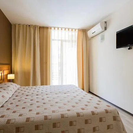 ❤2bedroom Aprtmnt W Kitchen,pool View,washer❤ae❤ サニービーチ